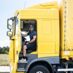 LKW- oder Busfahrer werden dank Bildungsgutschein